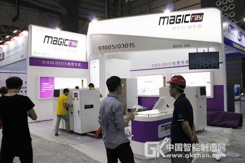 第二届中国手机制造技术自动化展盛大开幕 光电科技引领智能制造新浪潮